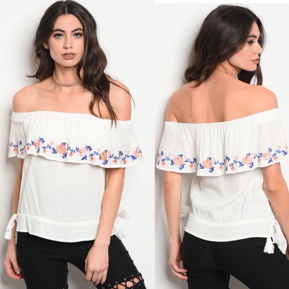 Hollywood Rage Wholesale Tops - Off the shoulder floral blouse